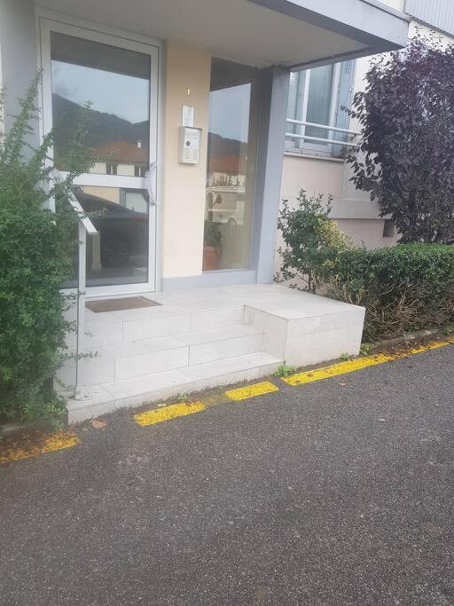 Scionzier Superbe Appartement En Residence Prive Avec Un Parking Prive מראה חיצוני תמונה